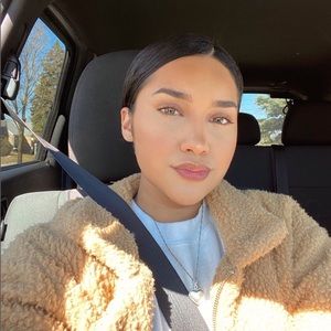 Meet your Posher, Jolissa